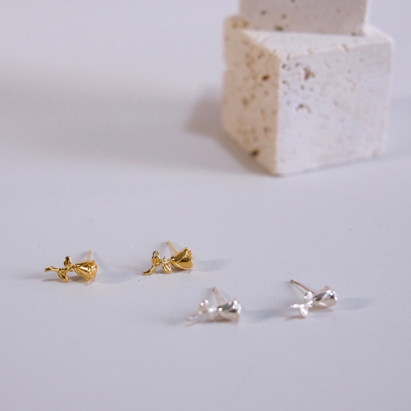 Roseyes Earrings