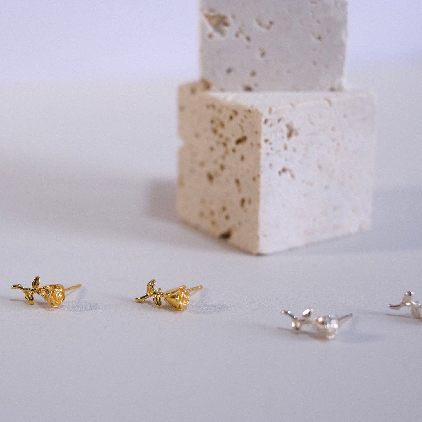 Roseyes Earrings