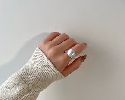 Oval Ring