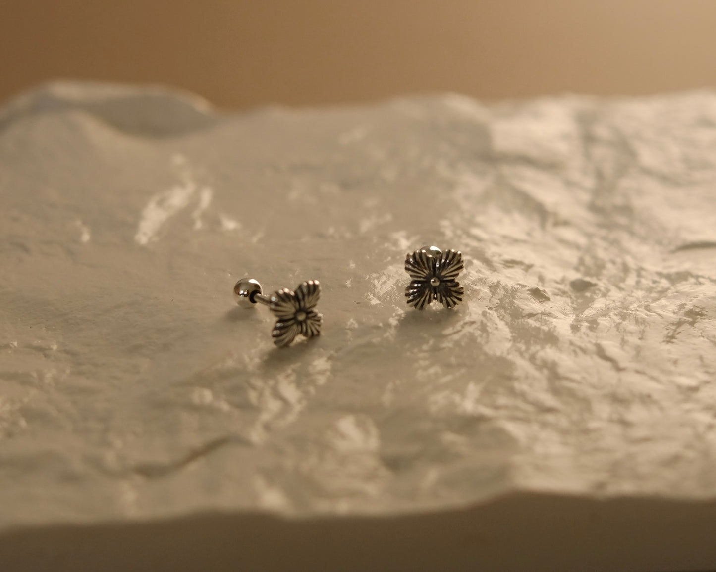 Black Luck Single Piercing Earring