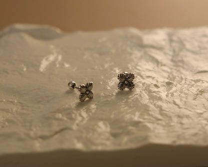 Black Luck Single Piercing Earring