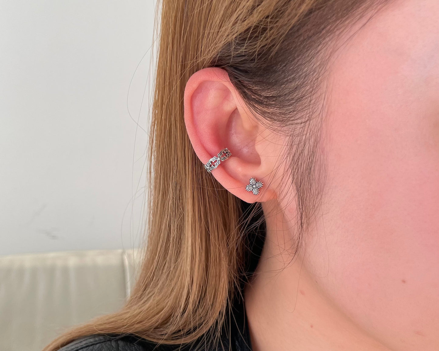 Kaleido Earcuff