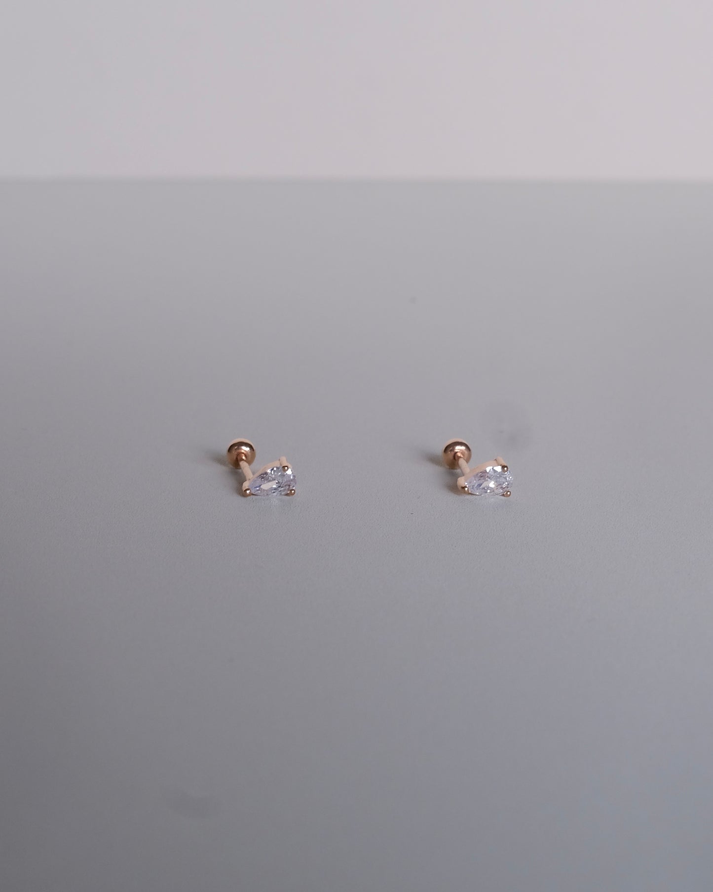 Peardots Single Piercing Earring