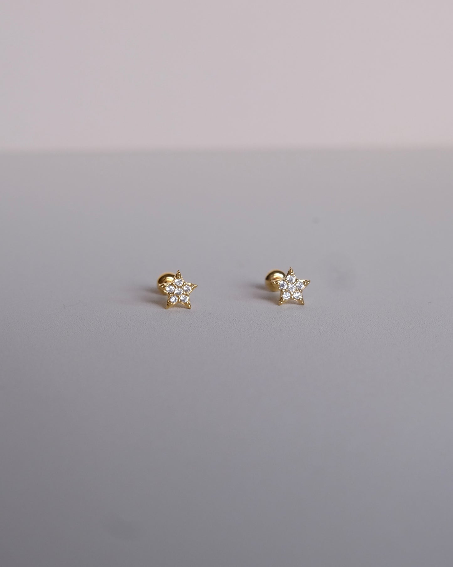Twinkle Star Single Piercing Earring